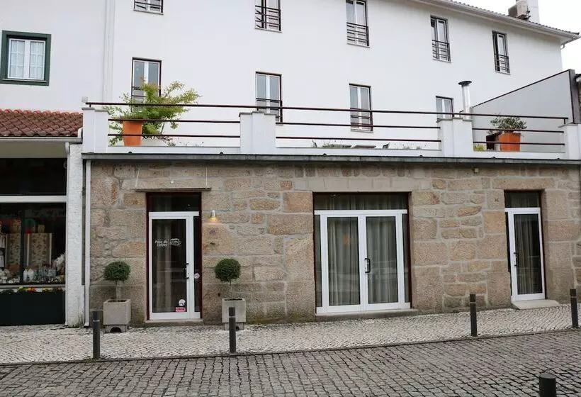 تختخواب و صبحانه Paço Lafões