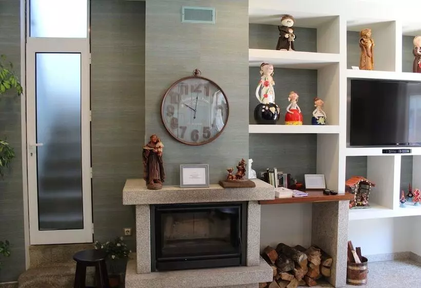 تختخواب و صبحانه Paço Lafões