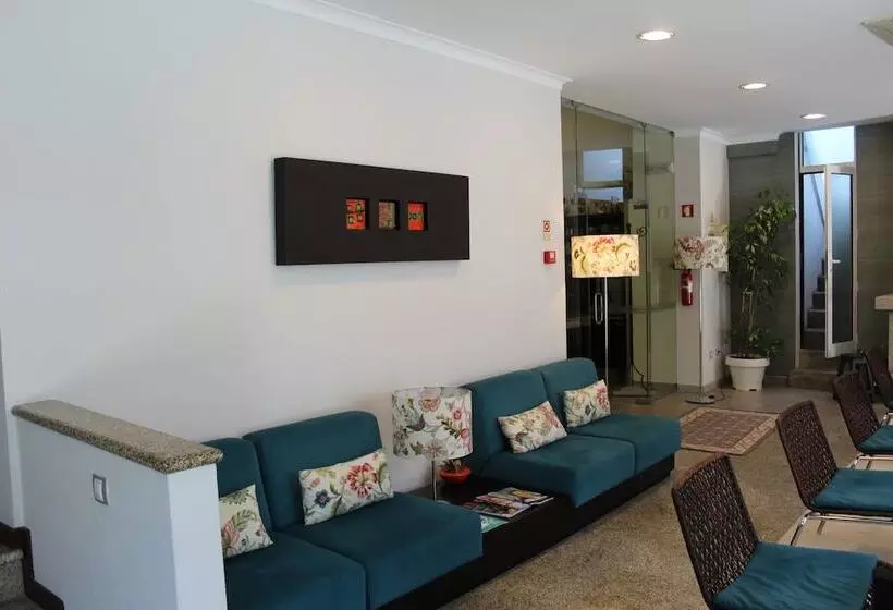 تختخواب و صبحانه Paço Lafões