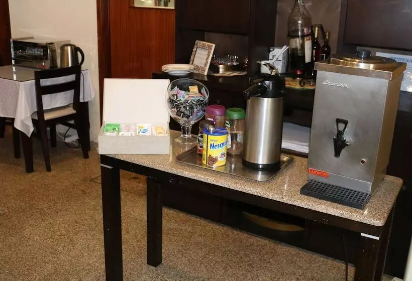 تختخواب و صبحانه Paço Lafões