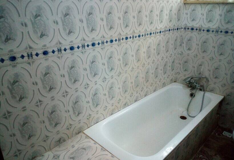 هتل De Lawrence Court And Suites Abeokuta