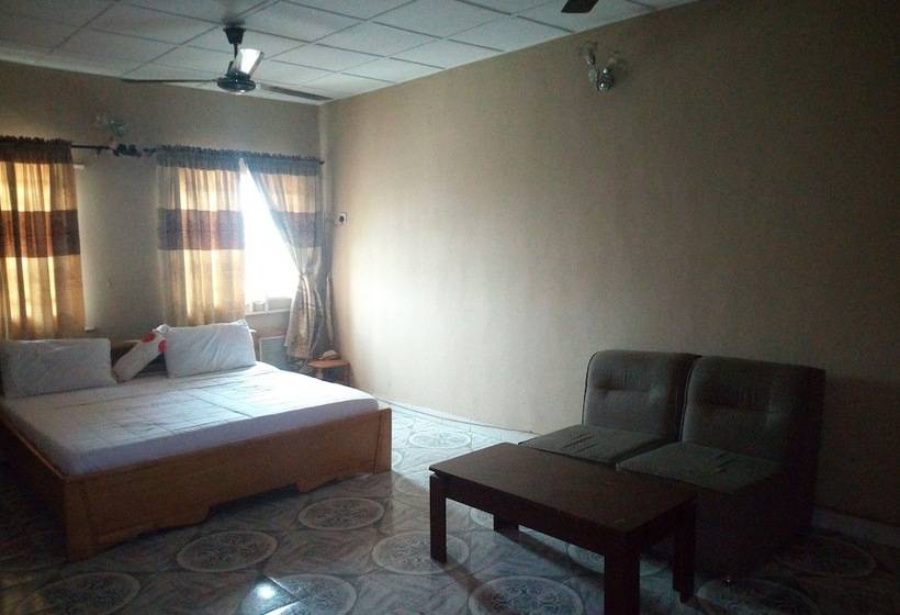 هتل De Lawrence Court And Suites Abeokuta