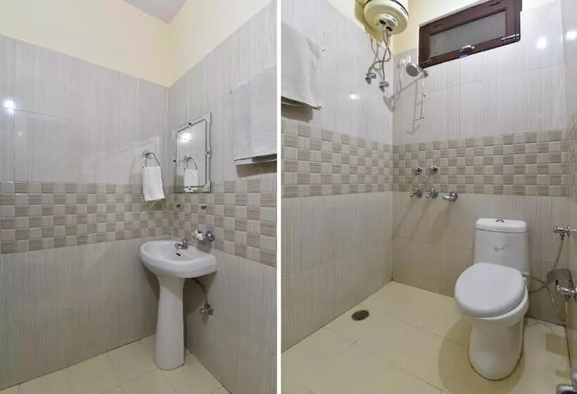 ホテル S R Plaza At Delhi Airport