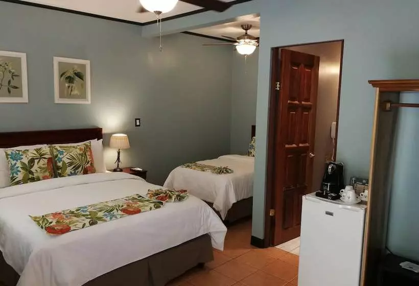 Hotelli Espadilla Gardens