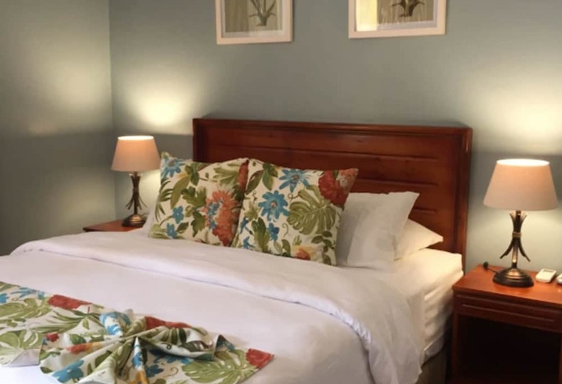 ホテル Espadilla Gardens