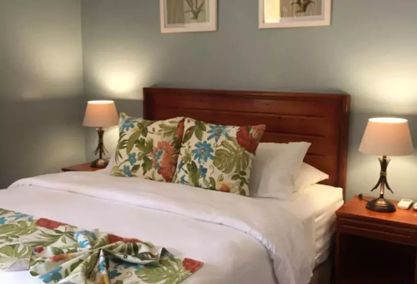 Hotelli Espadilla Gardens