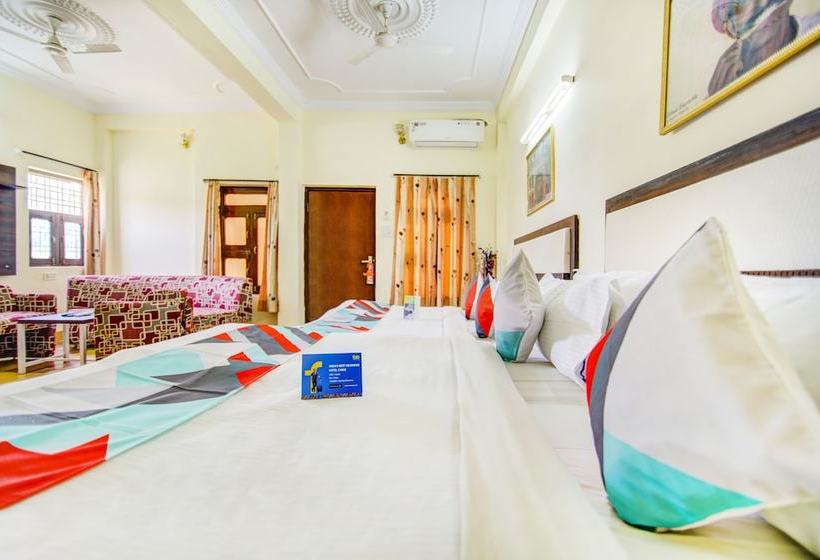 호텔 Fabexpress Goyal Inn