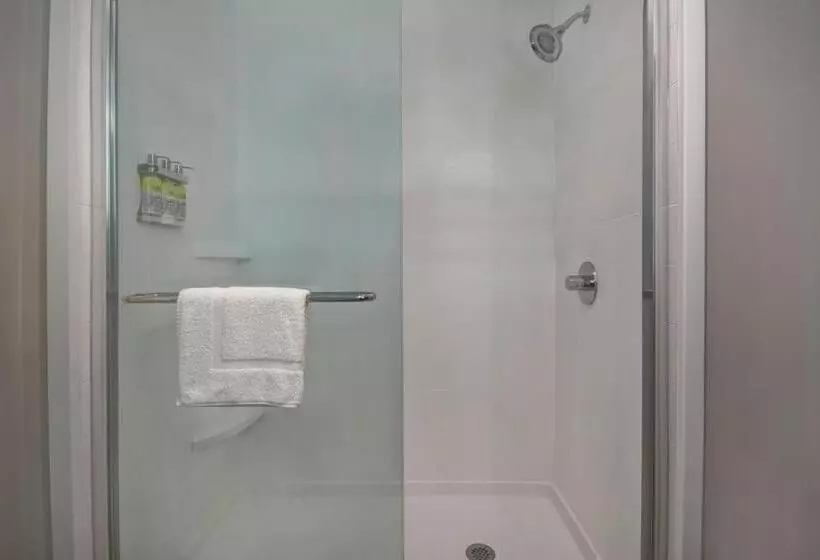 Hotelli Holiday Inn Express & Suites   Galveston Beach, An Ihg