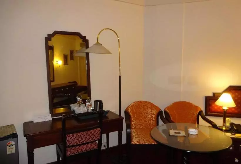 ホテル Manuelsons Malabar Palace