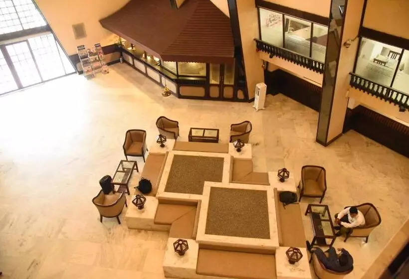 ホテル Manuelsons Malabar Palace