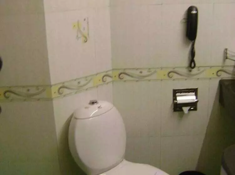 ホテル Manuelsons Malabar Palace