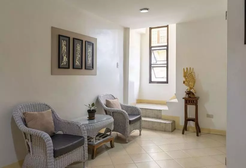 ホテル Metro Vigan Inn