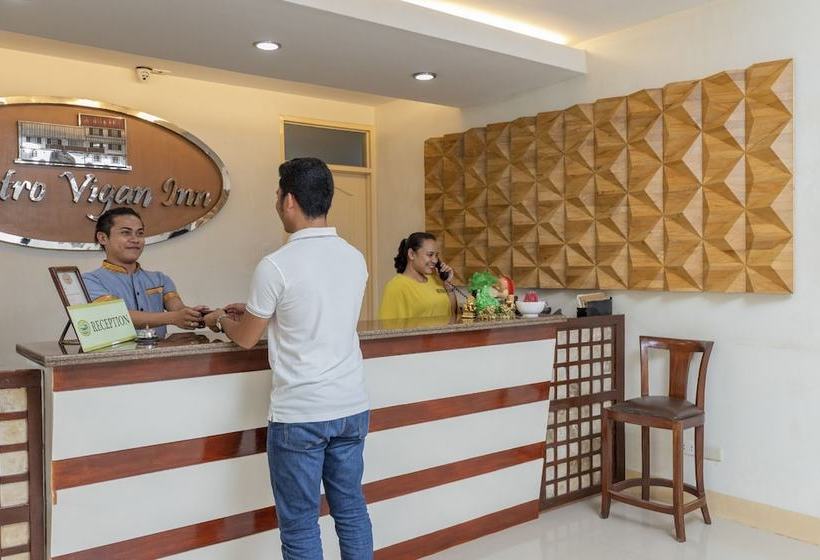 Отель Metro Vigan Inn