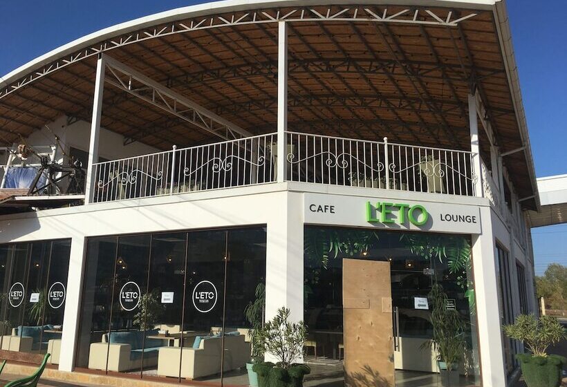 هتل U Iliyasa Inn