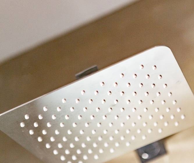 پانسیون Angulo House