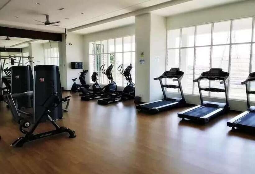 Pensió Bleisure Parkland Homestay