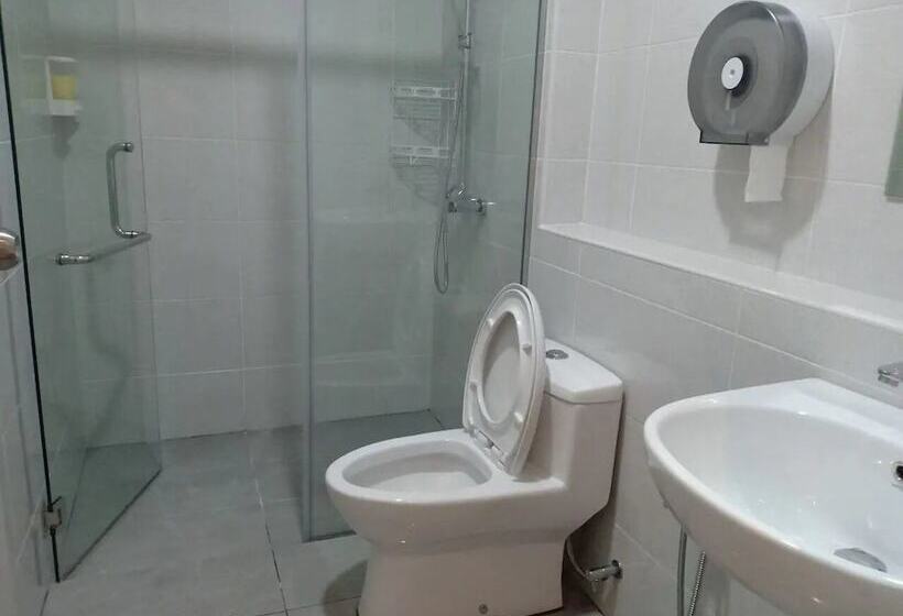 Pensió Bleisure Parkland Homestay