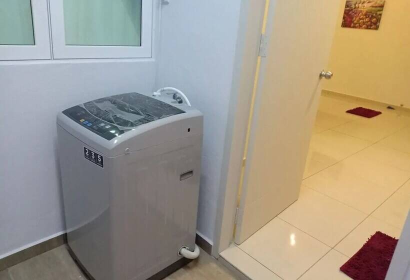 Pensió Bleisure Parkland Homestay