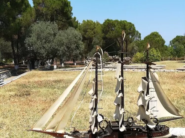 Majatalo Petra Mare Suites Natural Resort