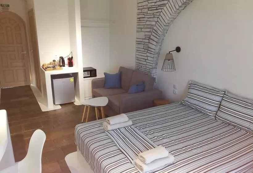 Majatalo Petra Mare Suites Natural Resort