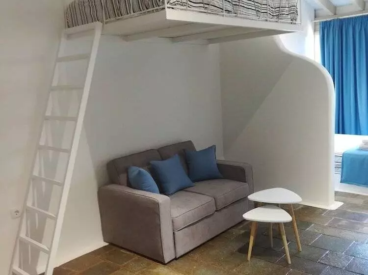 Majatalo Petra Mare Suites Natural Resort