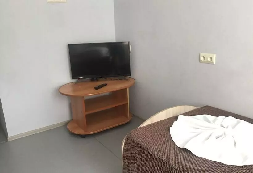 Start   Hostel