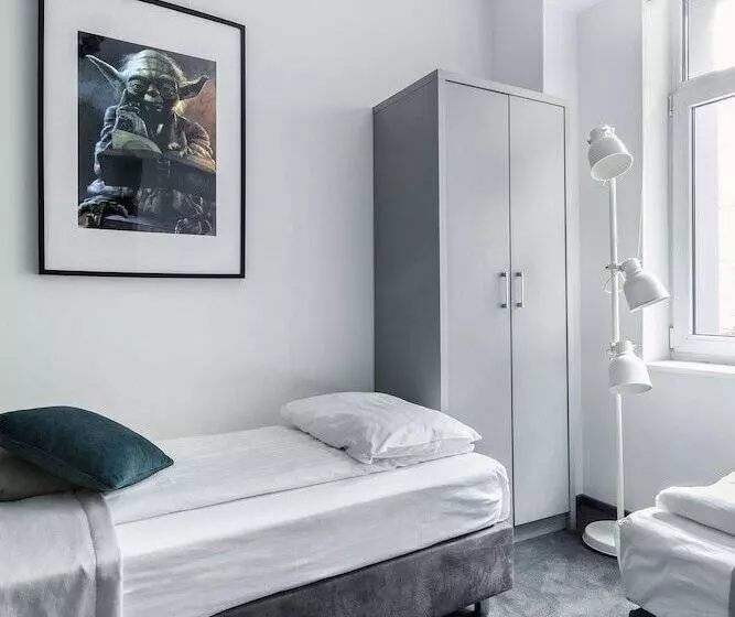 Cinema Hostel