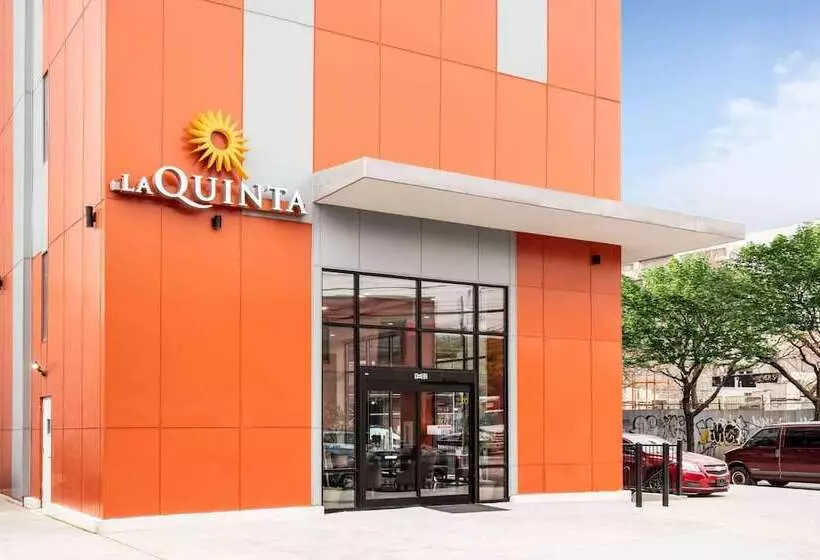 Hotelli La Quinta Inn And Suites By Wyndham Long Island City