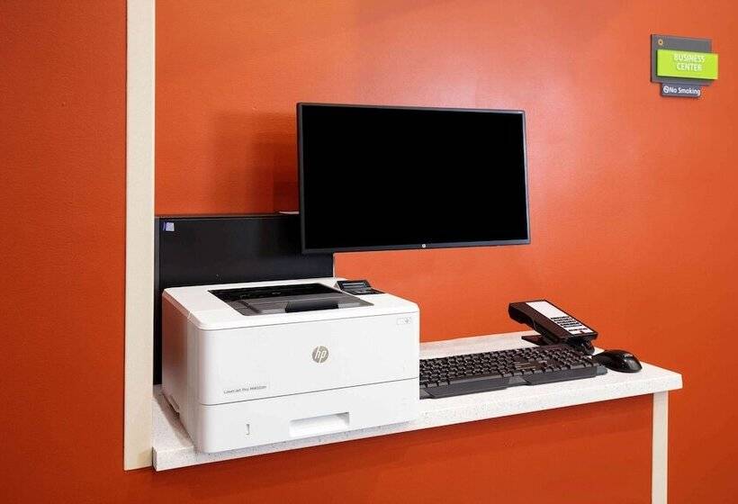 فندق La Quinta Inn And Suites By Wyndham Long Island City