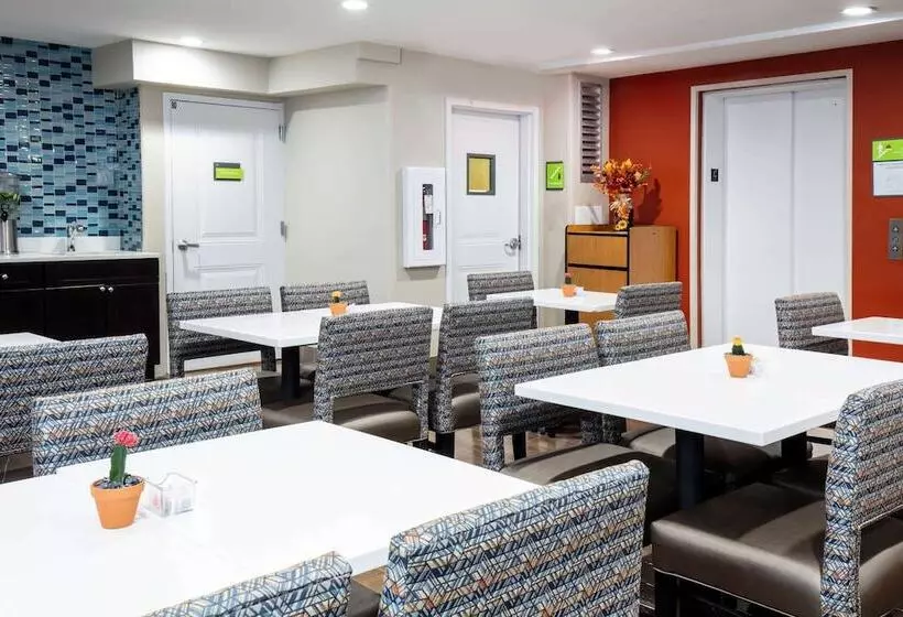 Hotelli La Quinta Inn And Suites By Wyndham Long Island City