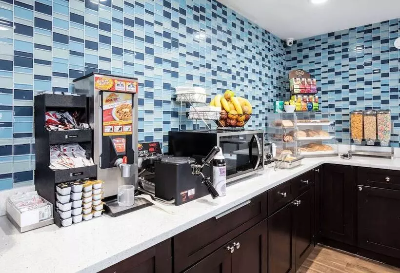 Hotelli La Quinta Inn And Suites By Wyndham Long Island City