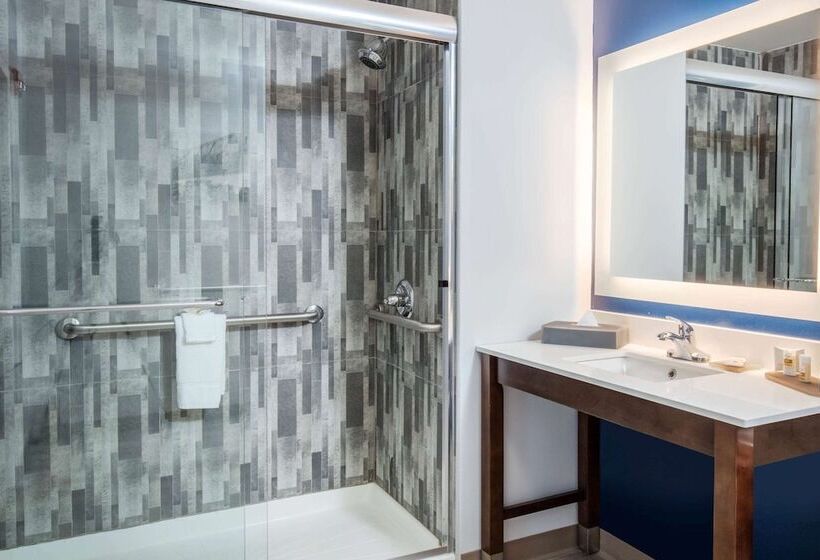 فندق La Quinta Inn And Suites By Wyndham Long Island City