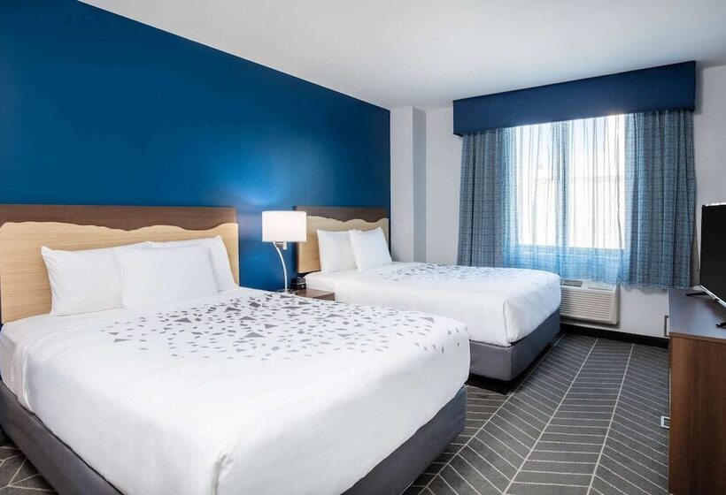فندق La Quinta Inn And Suites By Wyndham Long Island City