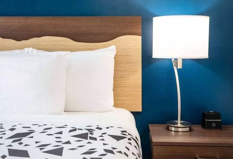 Hotelli La Quinta Inn And Suites By Wyndham Long Island City