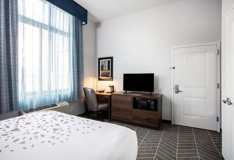 فندق La Quinta Inn And Suites By Wyndham Long Island City