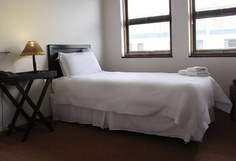 בית מלון כפרי The Dunes At Arniston