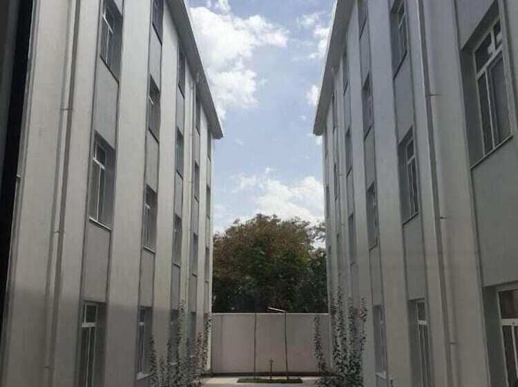 هتل Reikartz Xon Tashkent