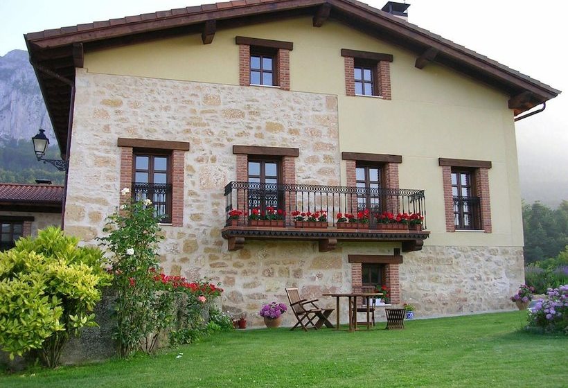 פנסיון Molino Solapeña