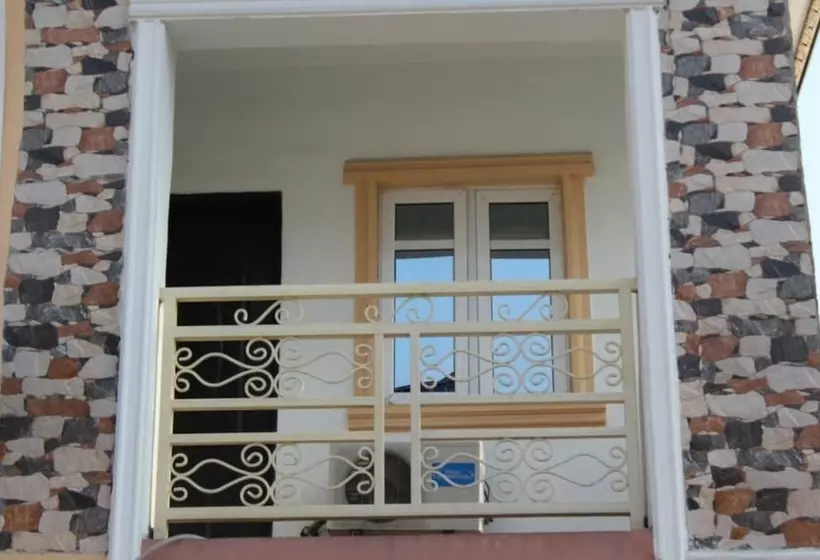 Ayoluyem