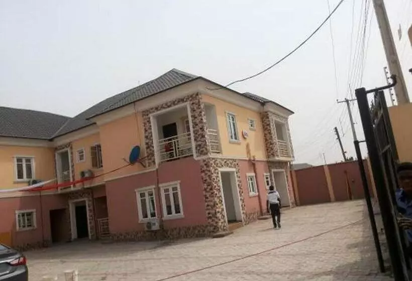 Ayoluyem