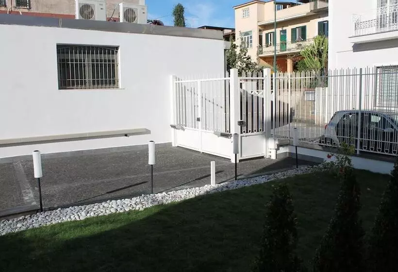 B&b Lapillus