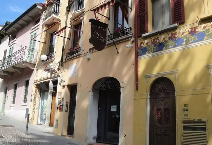 Aamiaismajoitus (B&B) The Queen Tower