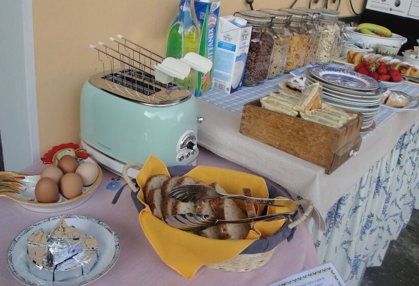 住宿加早餐  The Queen Tower