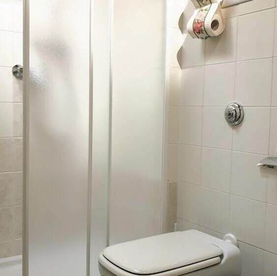 住宿加早餐  The Queen Tower