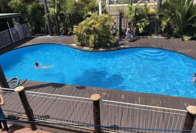 Central Jetty Motel