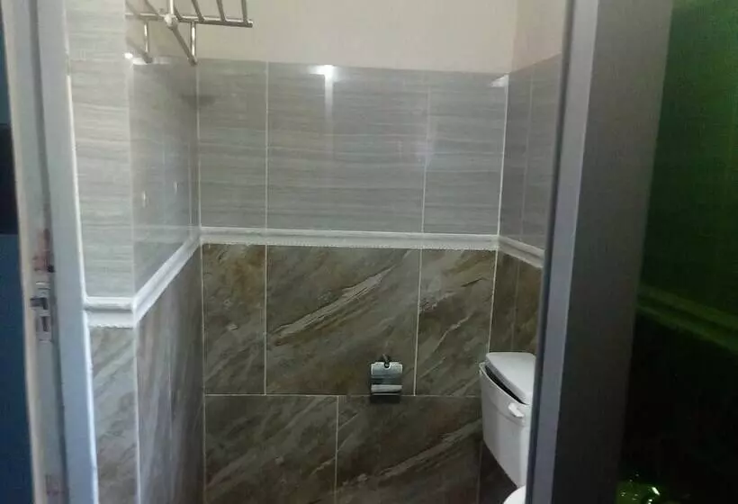 مسافرخانه Pamyesu Rest Haven