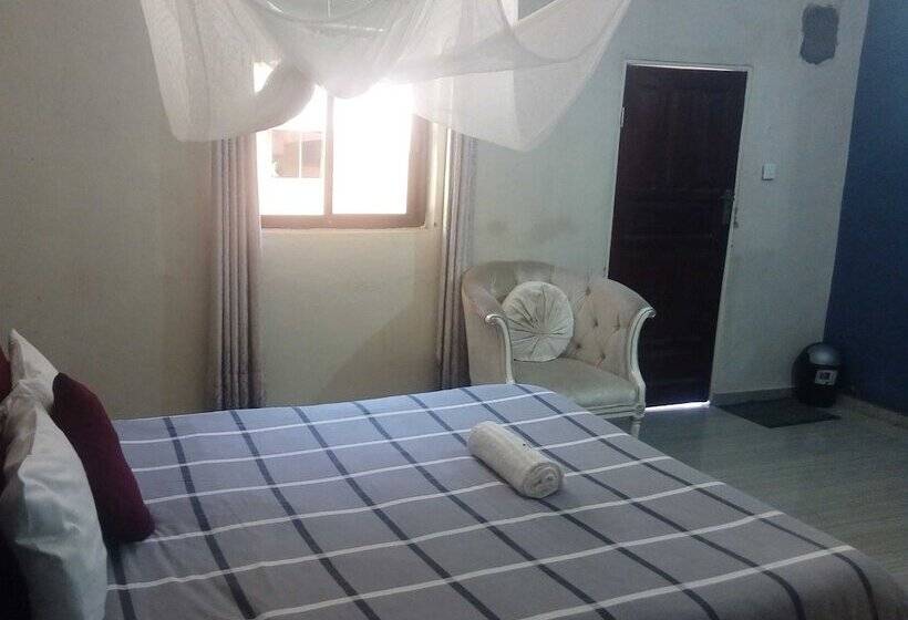 مسافرخانه Pamyesu Rest Haven