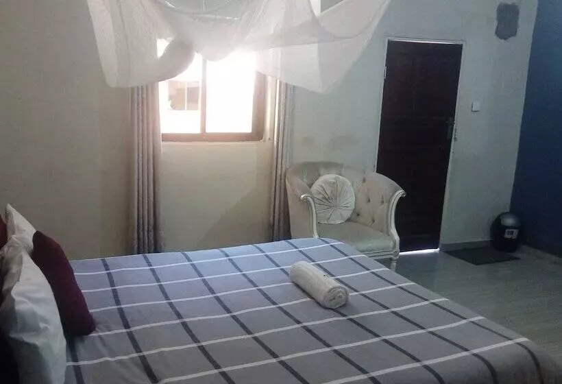 مسافرخانه Pamyesu Rest Haven