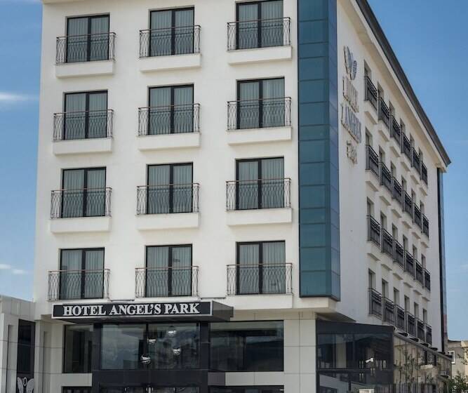 هتل Angel S Park