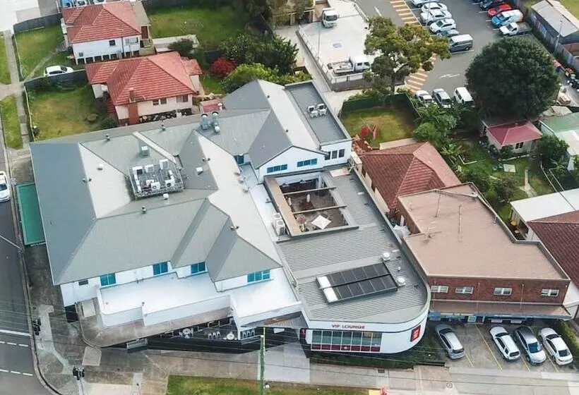 Coniston Hotel Wollongong